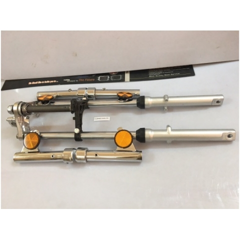 Bộ phuộc trước CL